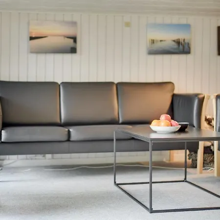 Corinna - 28km From The Sea By Interhome
