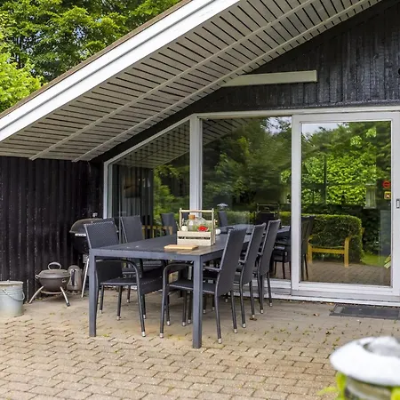 בית נופש Corinna - 28km From The Sea By Interhome *