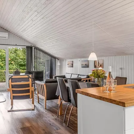 Corinna - 28km From The Sea By Interhome בית נופש