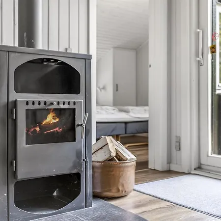 Corinna - 28km From The Sea By Interhome